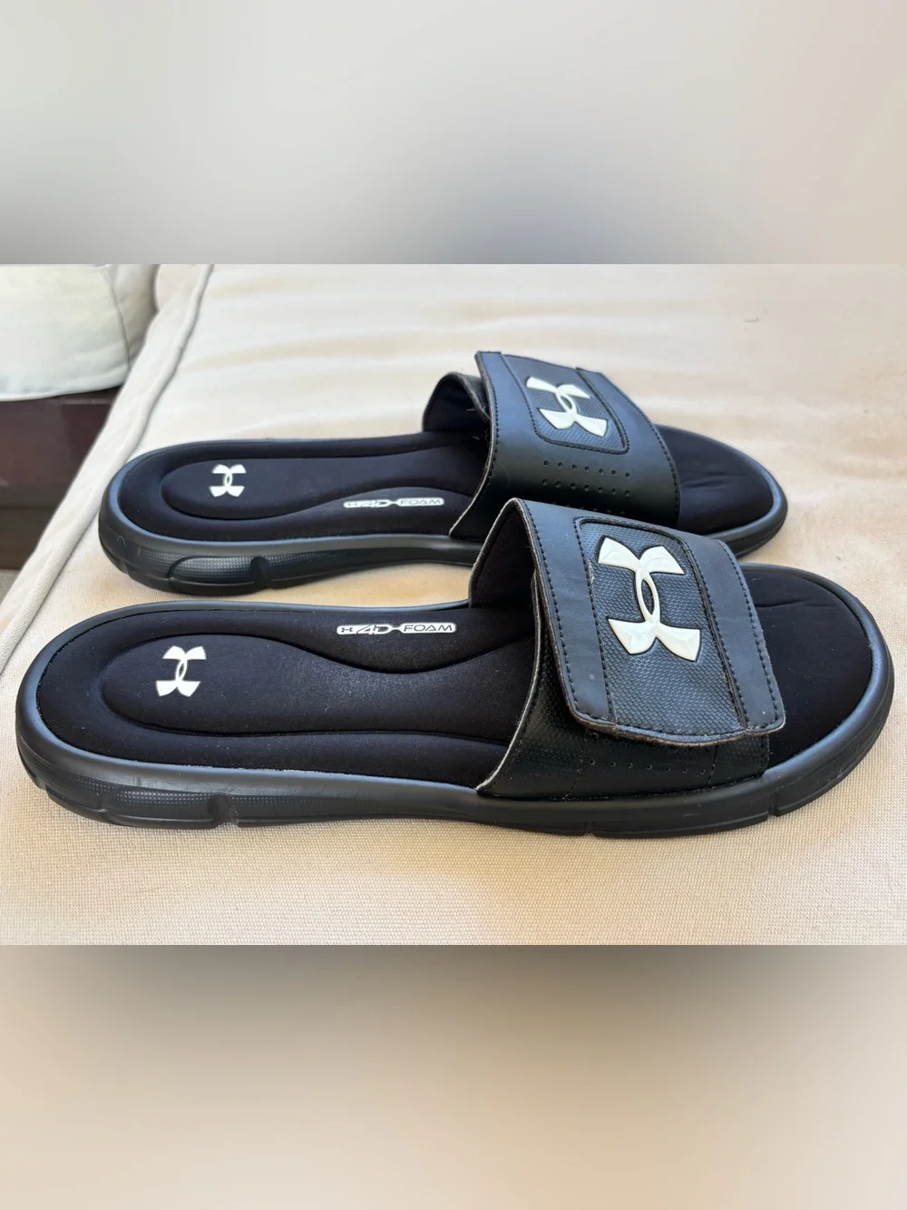 Under Armour Men’s Ignite V-Slide Sandals